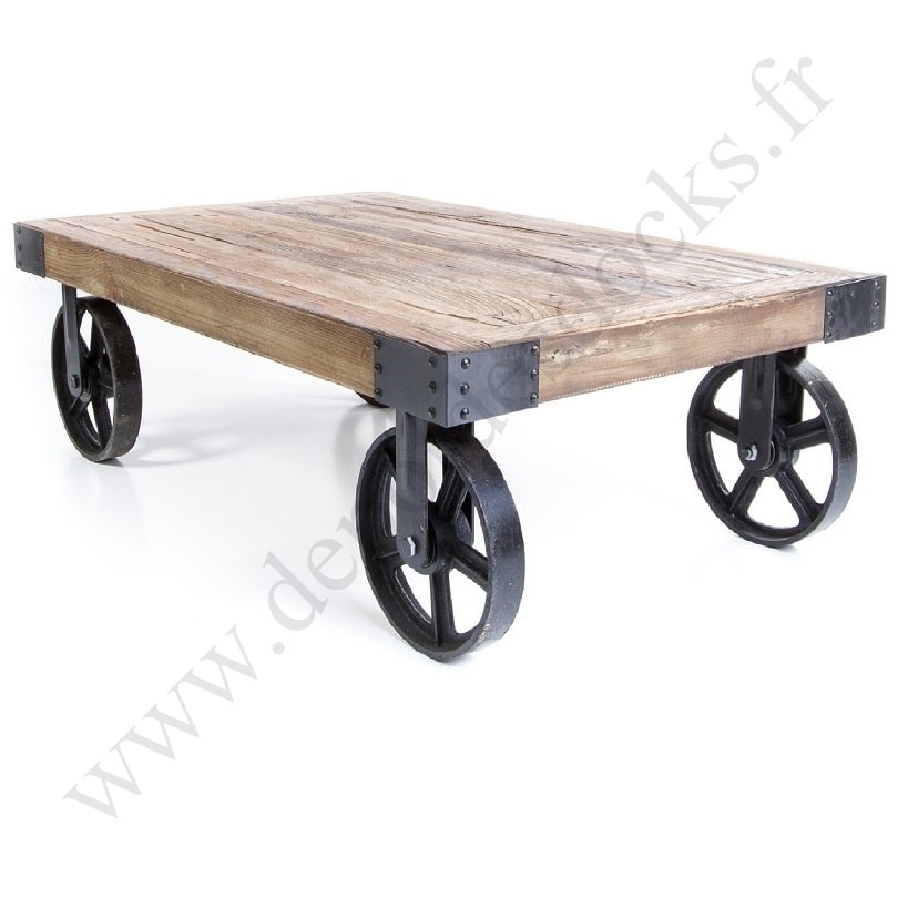 Table Basse Vintage industrielle Métal & Vieux Bois avec roues - Dépôt  des Docks